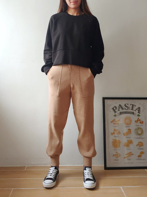 P3026 Holiday knitted jogger